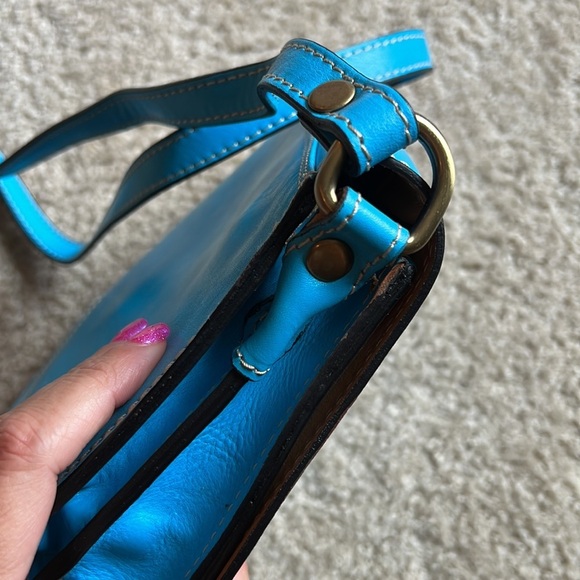 Made in Italy- Leather blue gold hardware crossbody handbag purse adjustable - Picture 7 of 15
